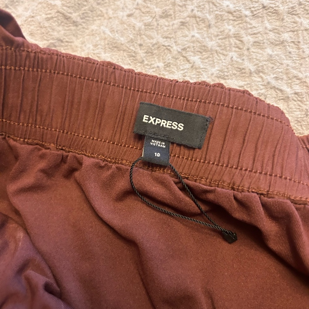 Express drawstring skirt - Picture 2 of 3
